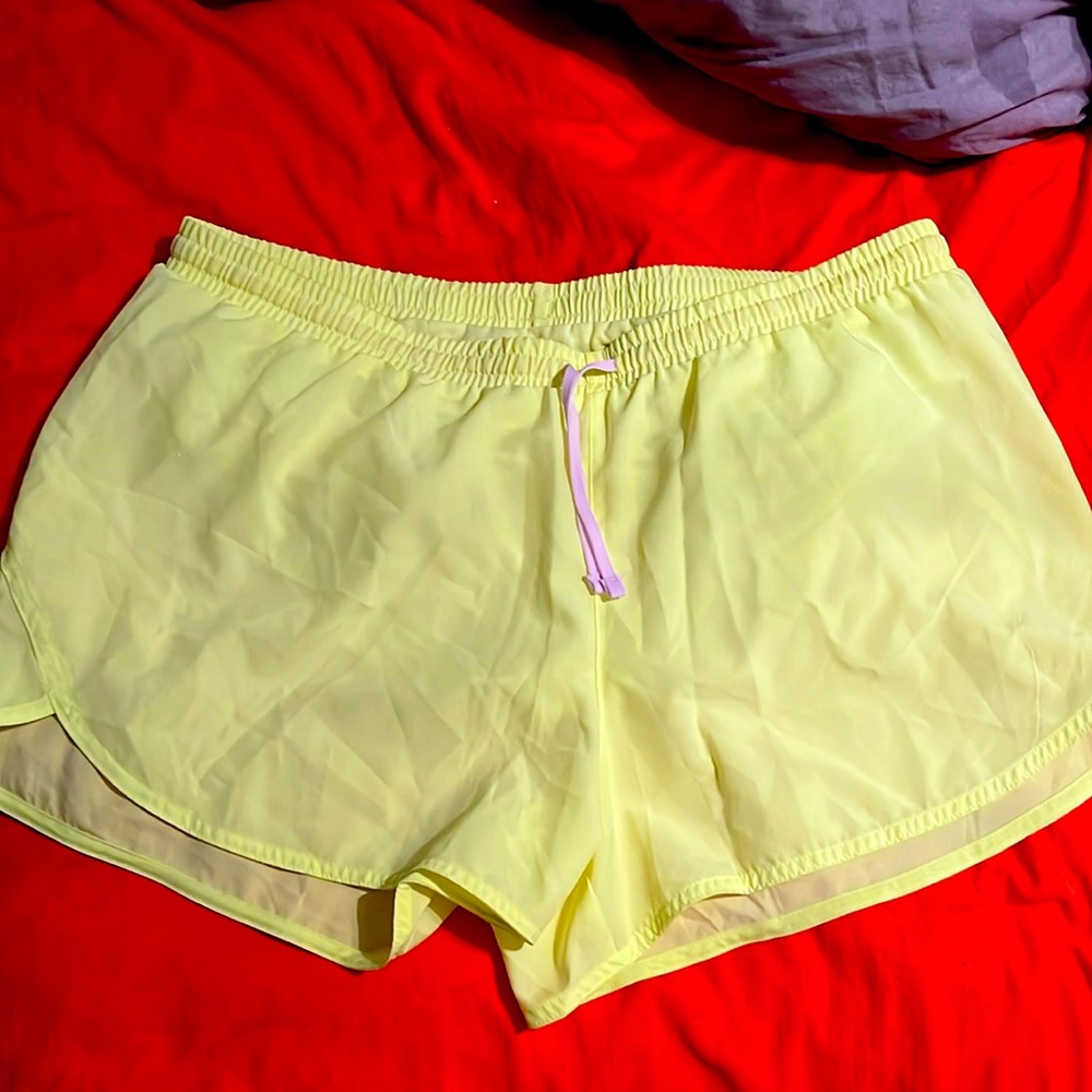 Old navy active shorts